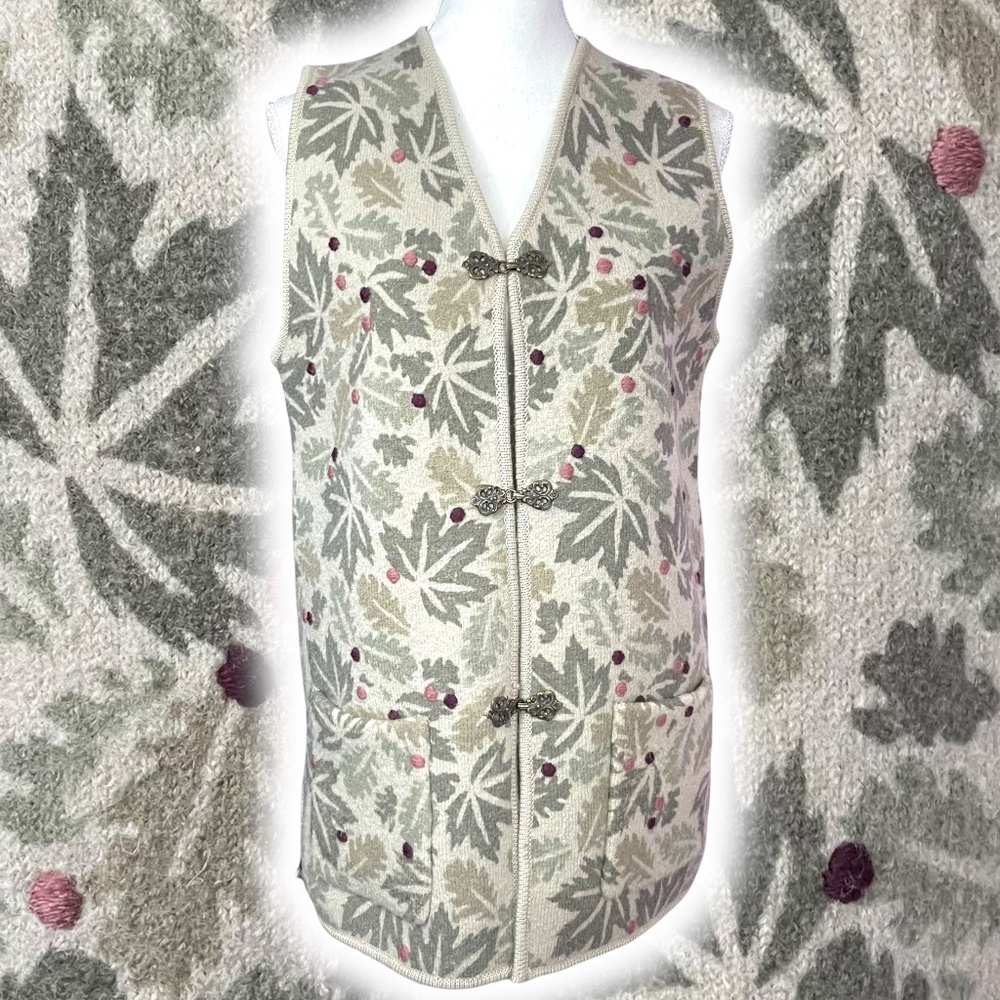 100% Wool Embroidered Vest S Woolrich Maple Leaves Boiled V-Neck Metal Clasp